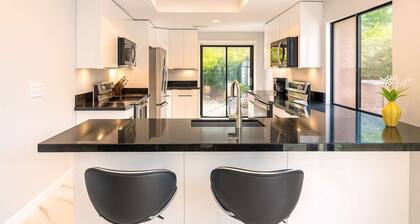 Modern Luxury at Ironwood Country Club Palm Desert