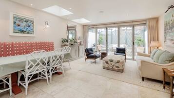 4 bedrooms, Internet