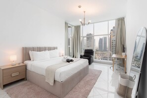 Apartment | 2 bedrooms, Internet - Stayshort - 2BR in Dubai Marina Sleeps 4 With Canal View (Dubai)