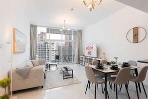 Apartamento | 2 dormitorios y Internet