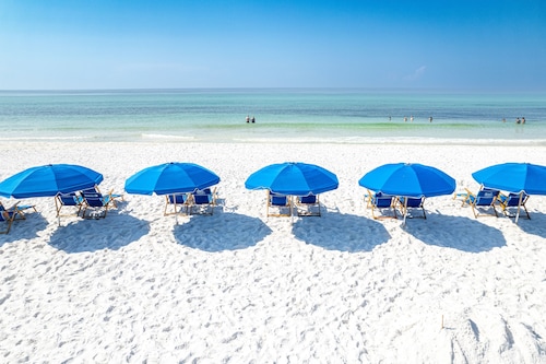 Islander Beach Resort 404 Condo