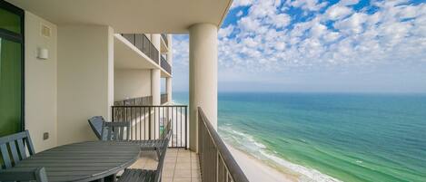 Condo, 3 Bedrooms | Outdoor dining