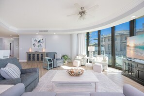 Living area - Phoenix On The Bay 1134 3 Bedroom Condo (Orange Beach)