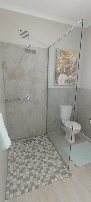 Dusche, Toilettenpapier