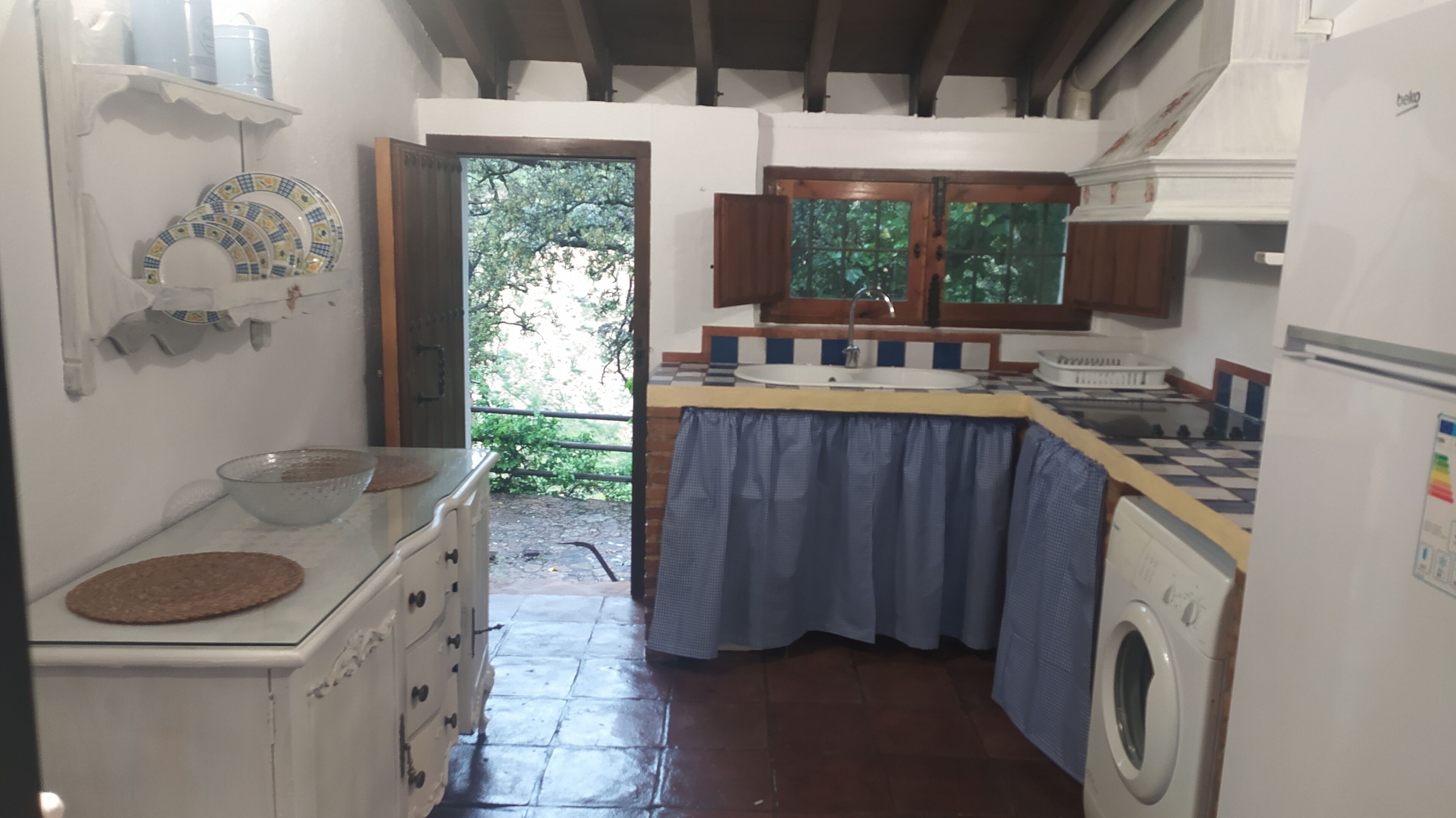 Casa, 3 habitaciones, fumadores, piscina privada | Lavandería