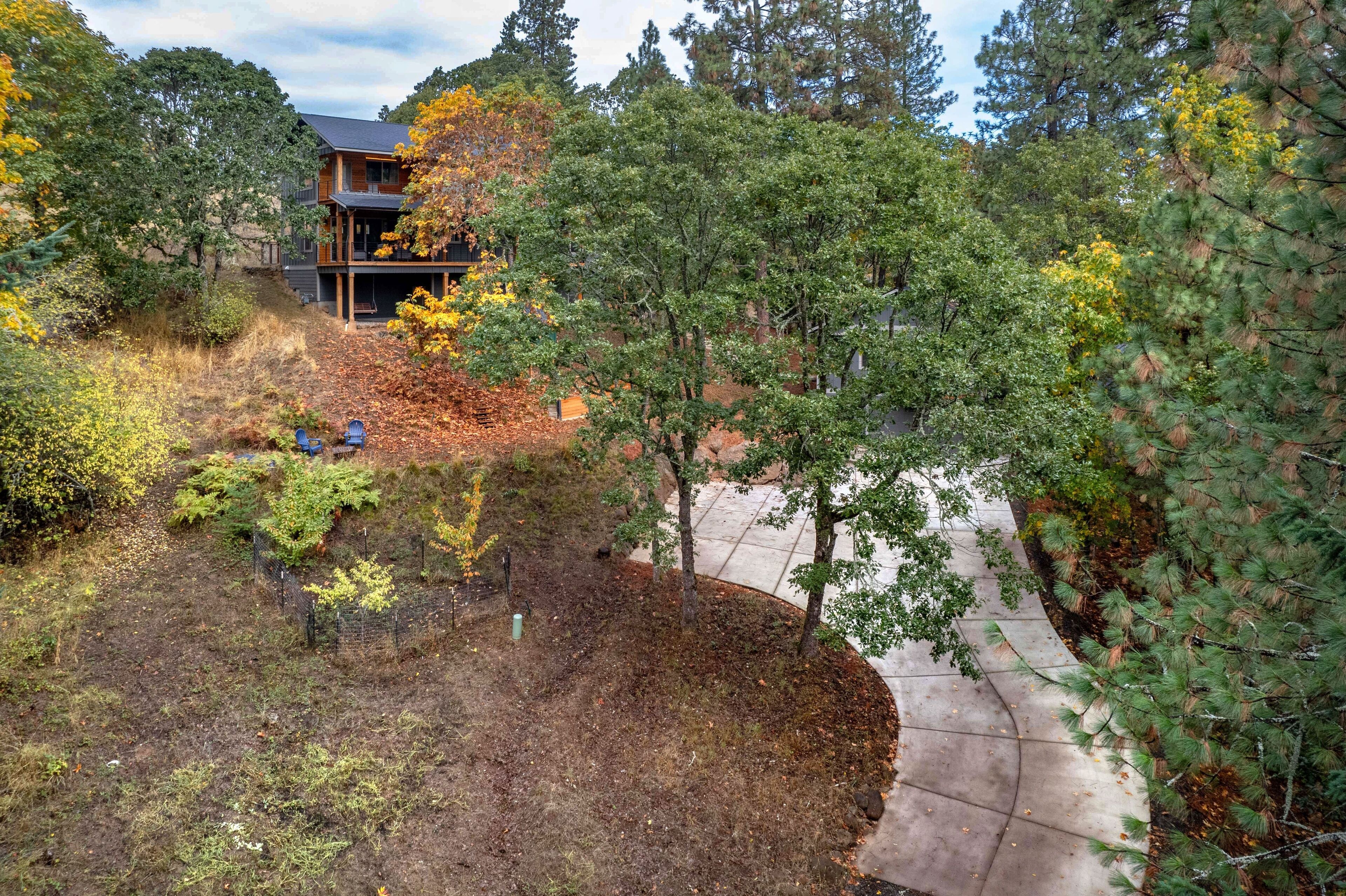 House, 3 Bedrooms | Property grounds