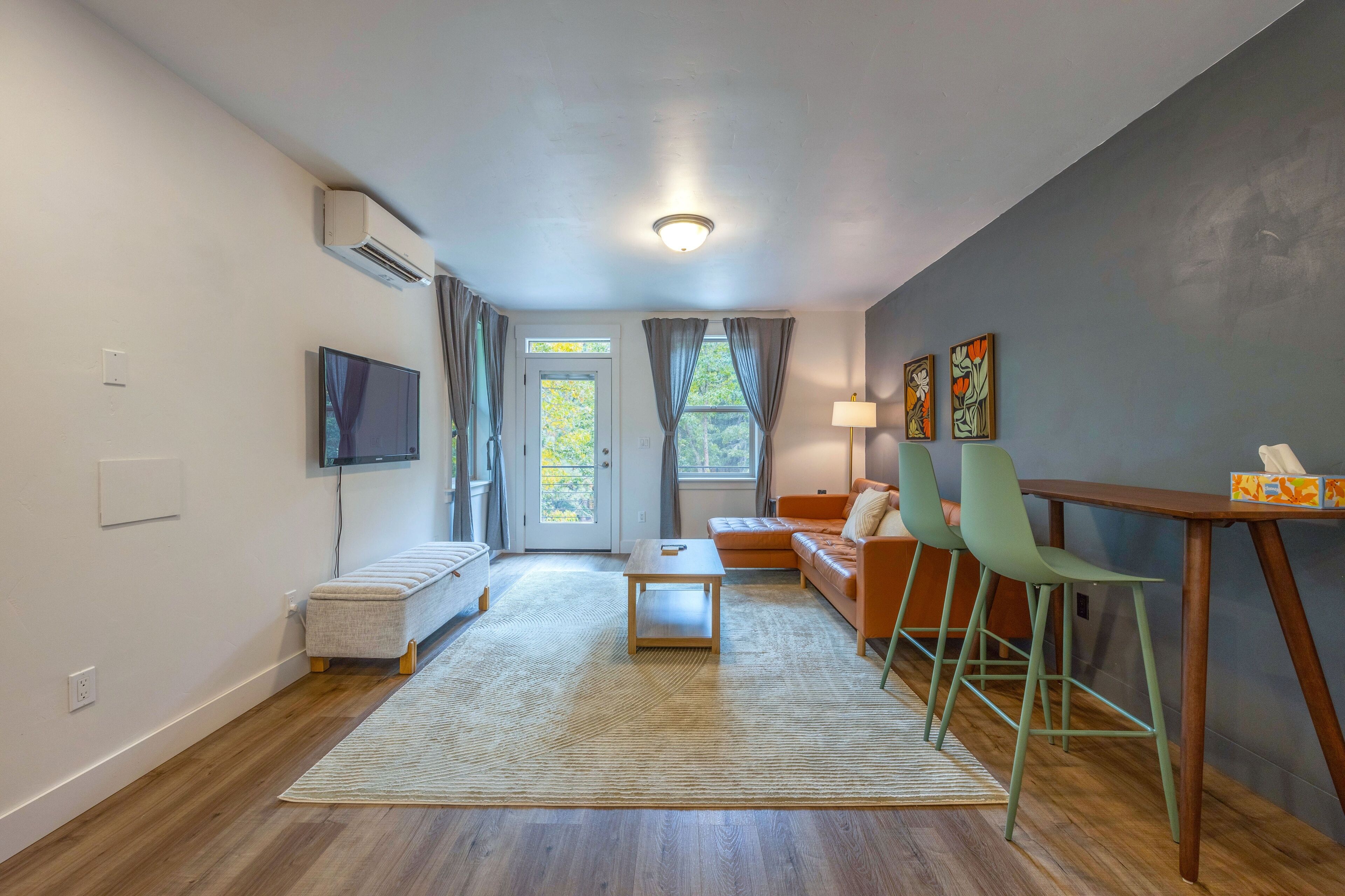 Apartment, 1 Bedroom | Living area | Smart TV