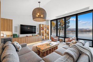 Téléviseur connecté, foyer