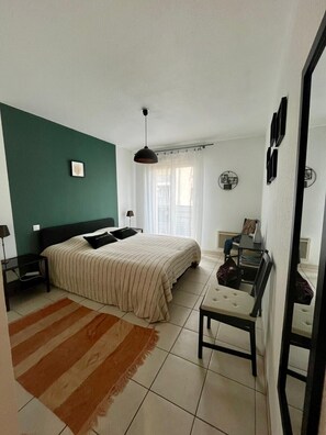 2 Schlafzimmer, Bügeleisen/Bügelbrett, WLAN