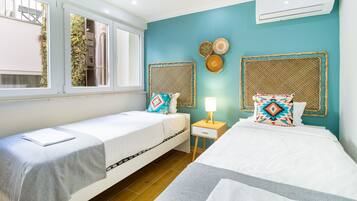 4 Schlafzimmer, BĂŒgeleisen/BĂŒgelbrett, kostenloses WLAN, BettwĂ€sche