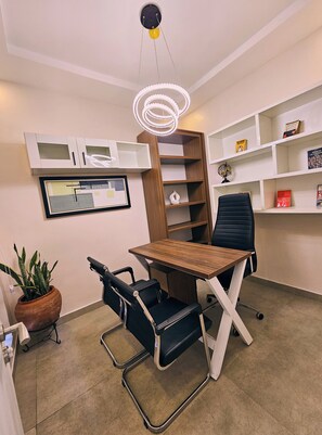 Luxury Apartment, City View | Living area - Pyramids Apartment (Abuja)