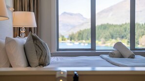 4 chambres, fer et planche à repasser, Wi-Fi, draps fournis