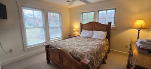 4 dormitorios, tabla de planchar con plancha, wifi gratis y ropa de cama