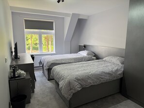 Comfort Double or Twin Room, Garden View | Pillowtop beds, desk, laptop workspace, free WiFi