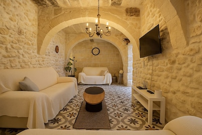 Spacious Modern 3BR Oasis Villa with Private Pool
