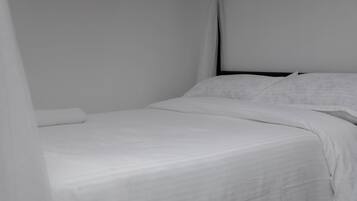 Desk, laptop workspace, iron/ironing board, free WiFi