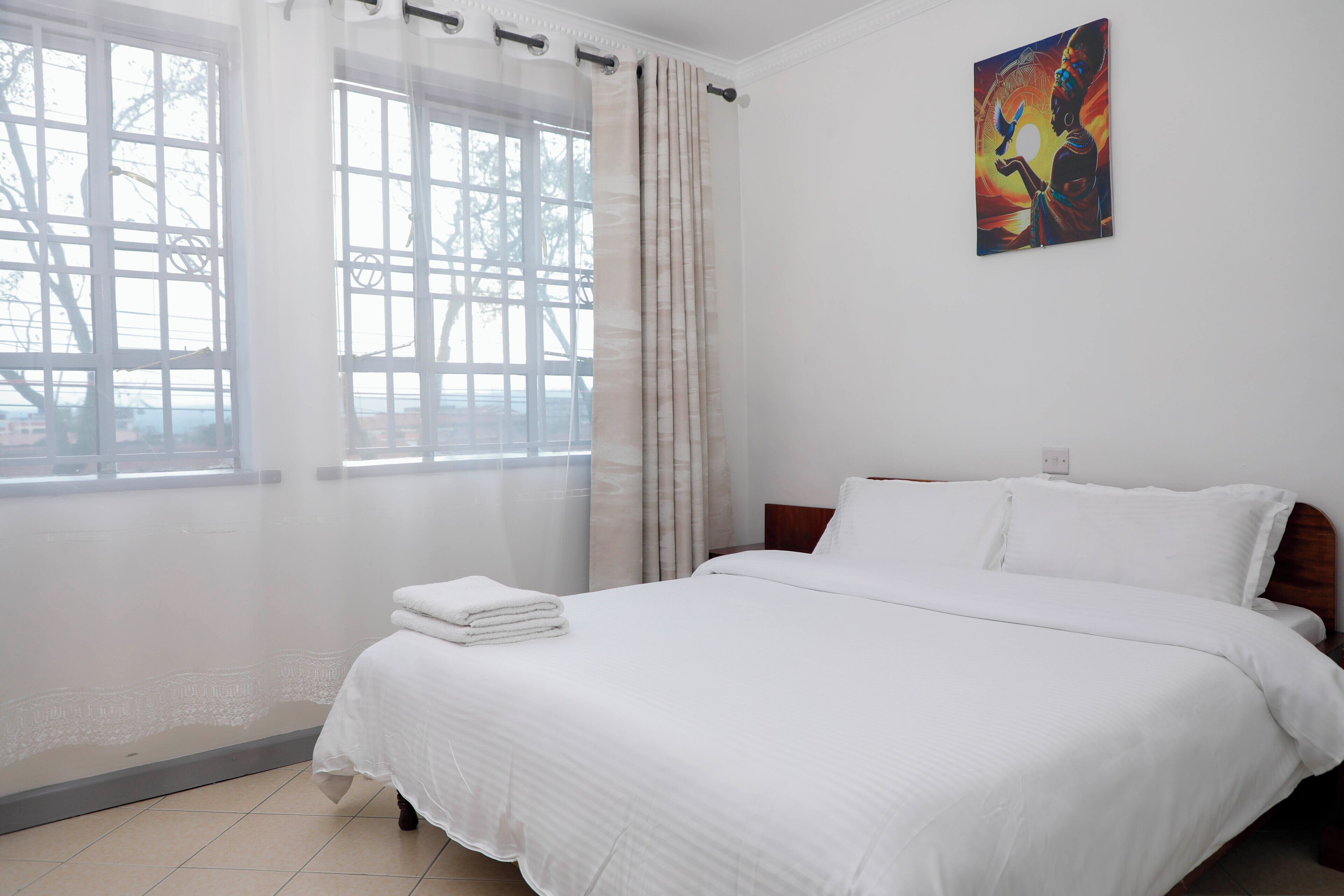 Työpöytä, kannettavalle tietokoneelle sopiva työtila