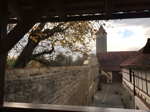 Ferienwohnung 'Eulenturm' mit Gemeinschaftsgarten, Balkon und WLAN