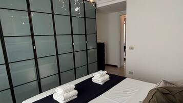 1 Schlafzimmer, Reisekinderbett, kostenloses WLAN, Bettwäsche