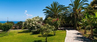 Villa in Gran Canaria with Private Pool & Tennis