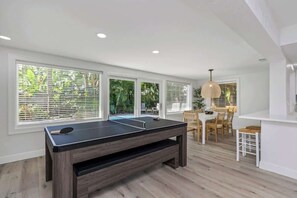 Spielezimmer
