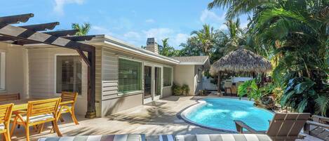 Outdoor pool, a heated pool