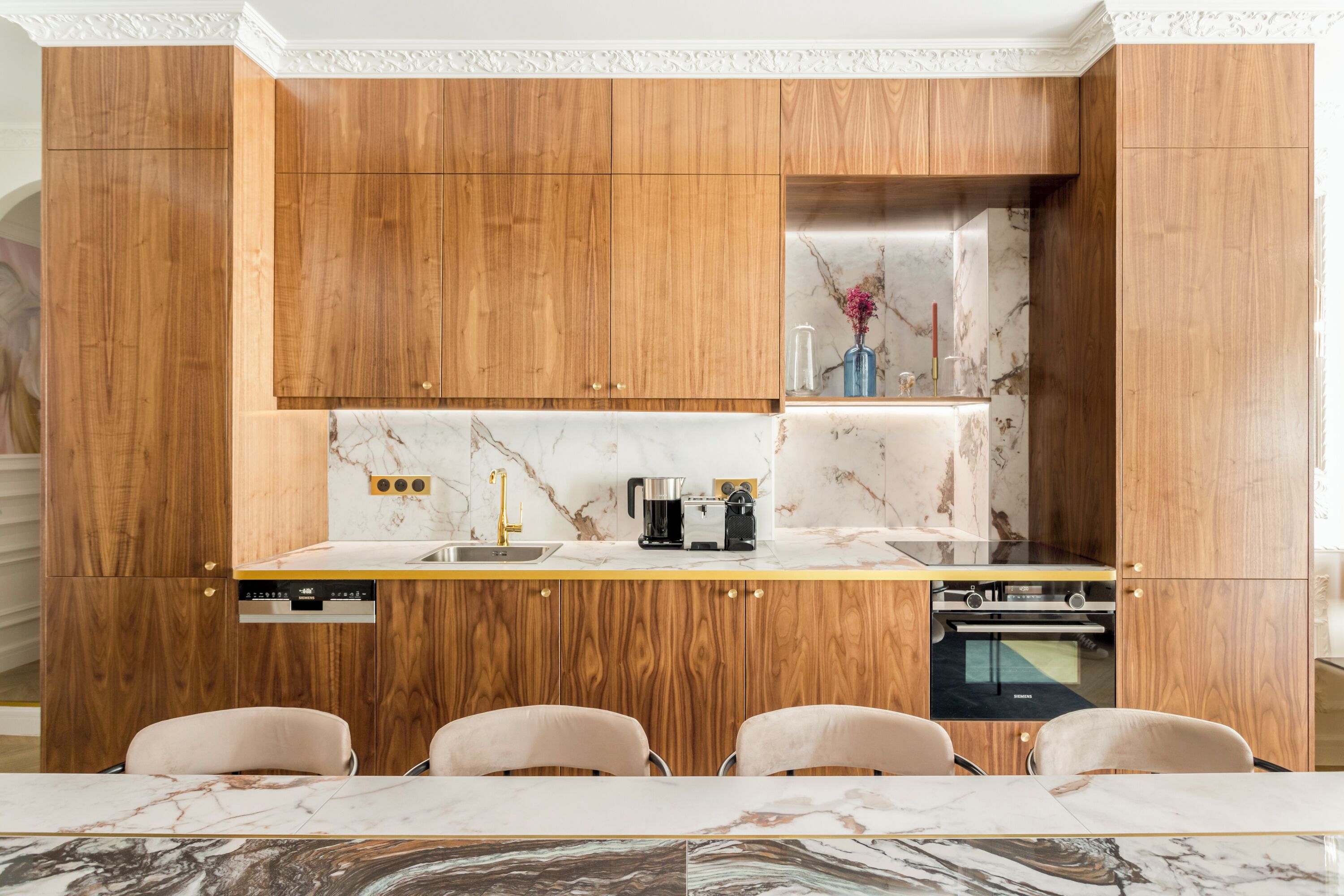 Apartment | Private kitchen | Fridge, microwave, oven, stovetop