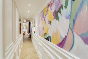 Appartement | Literie hypoallergénique, surmatelas, coffres-forts dans les chambres