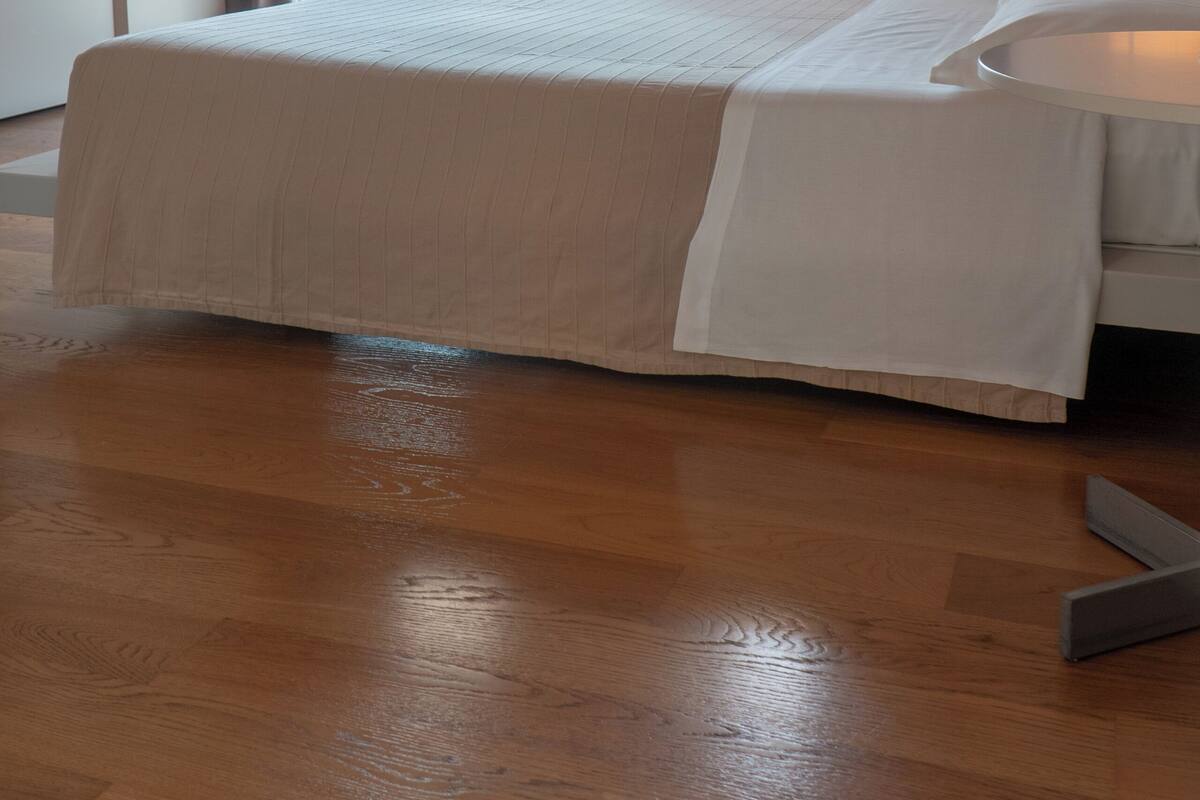 Habitación doble, baño privado, vista al jardín | Decoración personalizada, muebles diferentes y cortinas blackout