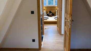 WiFi、ベッドシーツ