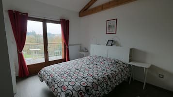 Comfort Double Room, Balcony, Garden View | Travel crib, free WiFi, bed sheets