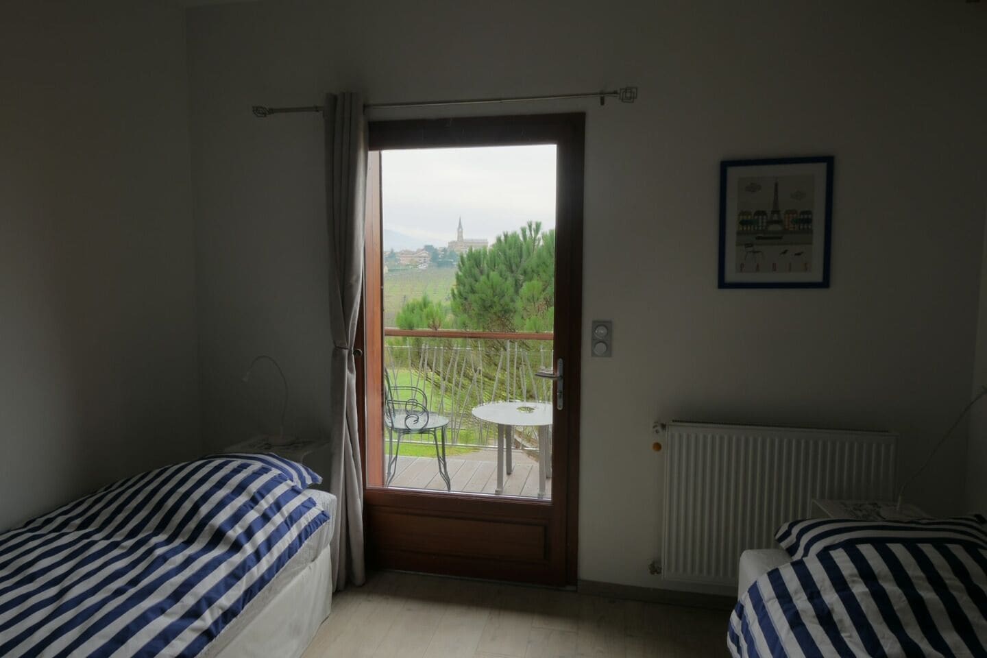 Klassieke tweepersoonskamer, balkon, uitzicht op tuin | Reisbedje, gratis wifi, beddengoed