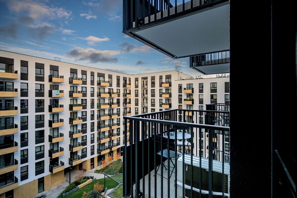 Classic Apartment, Balcony | Balcony view - RentPlanet - Apartament Braniborska IV (Wrocław)