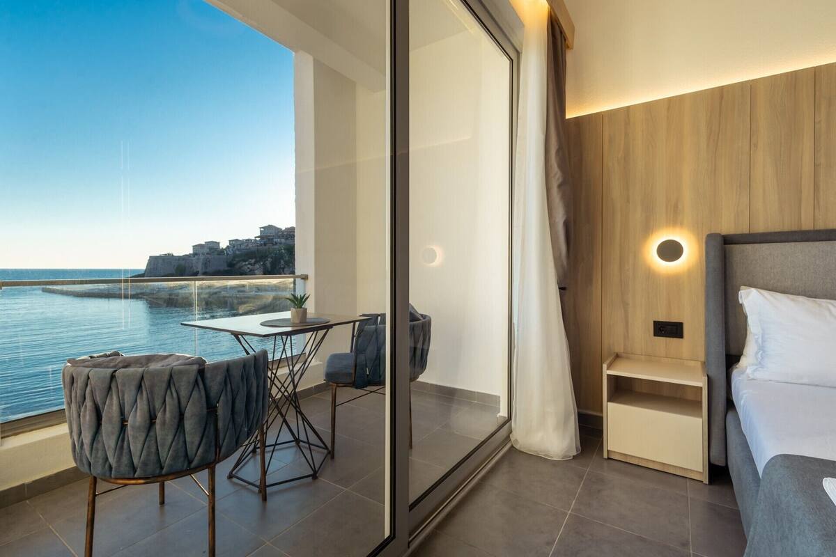 Superior Double Room, Balcony, Sea View | Terrace/patio