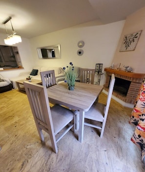 Dining - Cozy townhouse in Vera, just steps from the beach (vera)