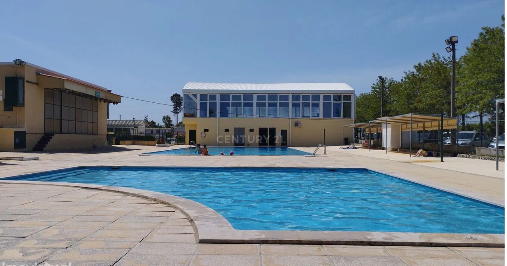 Indoor pool, outdoor pool