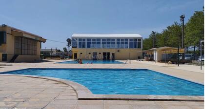 2-bedr. house in camping site-Parque Verde near Arrábida and Sesimbra