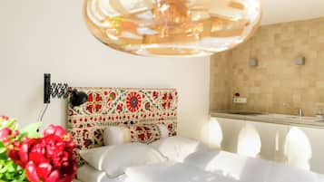 In-room safe, desk, iron/ironing board, travel crib