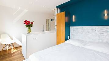 Zimmersafe, Schreibtisch, Bügeleisen/Bügelbrett, kostenloses WLAN