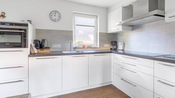 Casa | Cozinha privada | Cadeirão de bebê