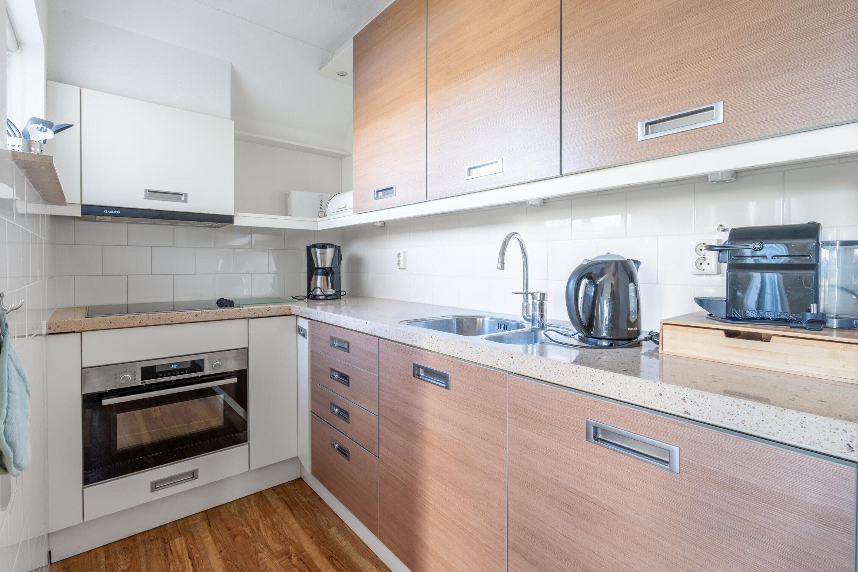 House | Private kitchen | Toaster, high chair, cookware/dishes/utensils