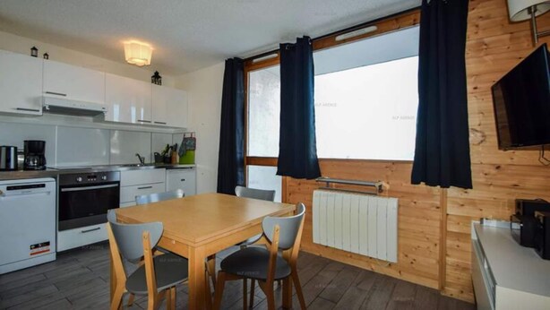 Unclassified image, 1 of 3, button - Apartment in Plagne Villages on Ski Slopes (La Plagne-Tarentaise)