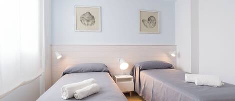 2 camere, ferro/asse da stiro, accesso a Internet, lenzuola