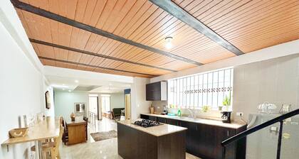 Spacious Apt La Rebeca Circunvalar Parceros Group