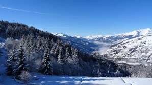 Unclassified image, 2 of 3, button - Apartment for 6 People in Arc 1600 Close to the Slopes and Shops (Bourg-Saint-Maurice)