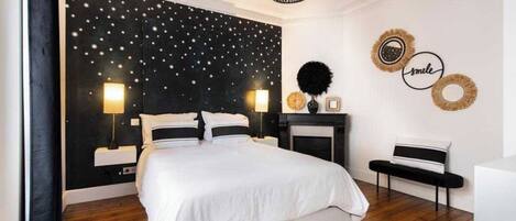 Apartment | 2 bedrooms, laptop workspace, iron/ironing board, bed sheets