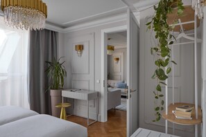 3 chambres, bureau, fer et planche à repasser, Wi-Fi gratuit
