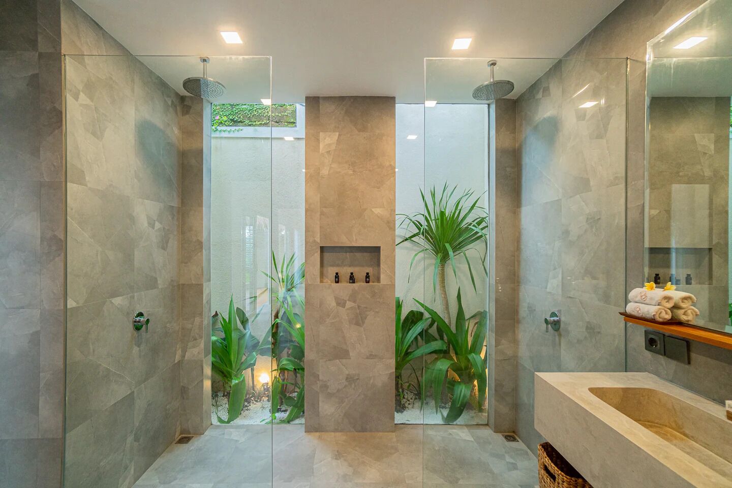 Deluxe Villa, Patio, Garden View | Bathroom | Bathrobes, slippers