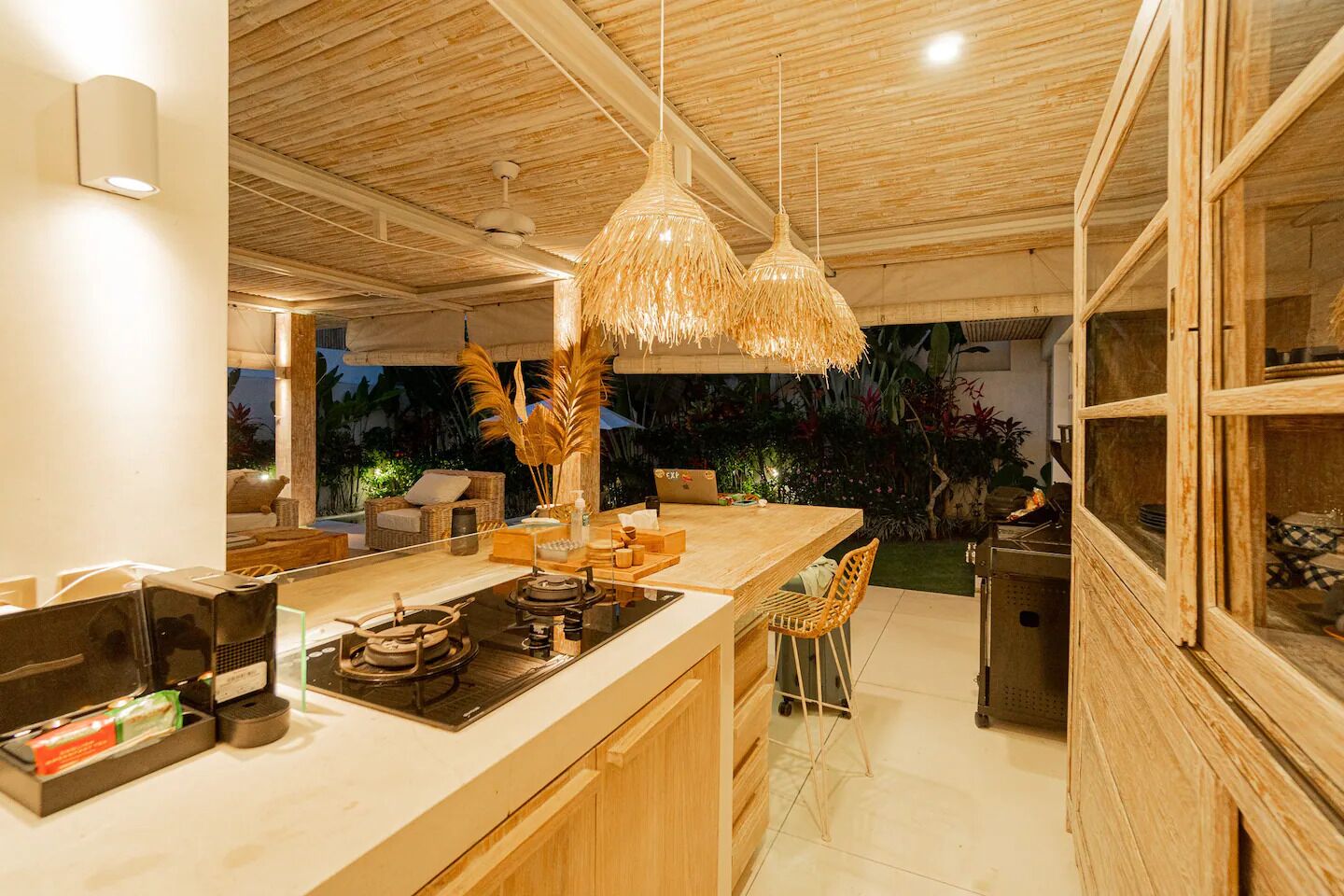 Family Villa, 2 Bedrooms, Patio, Garden View | Private kitchenette | Electric kettle