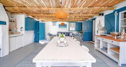 Lovely 5-bedroom house in Langezandt Fisherman's Village, Struisbaai